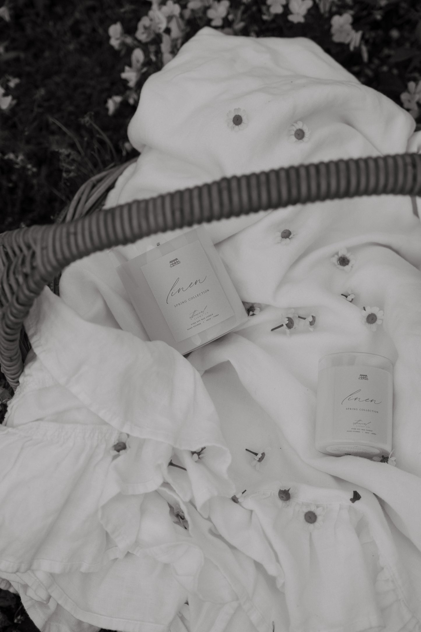 Spring Collection - Linen - Sun-dried French Linen Candle