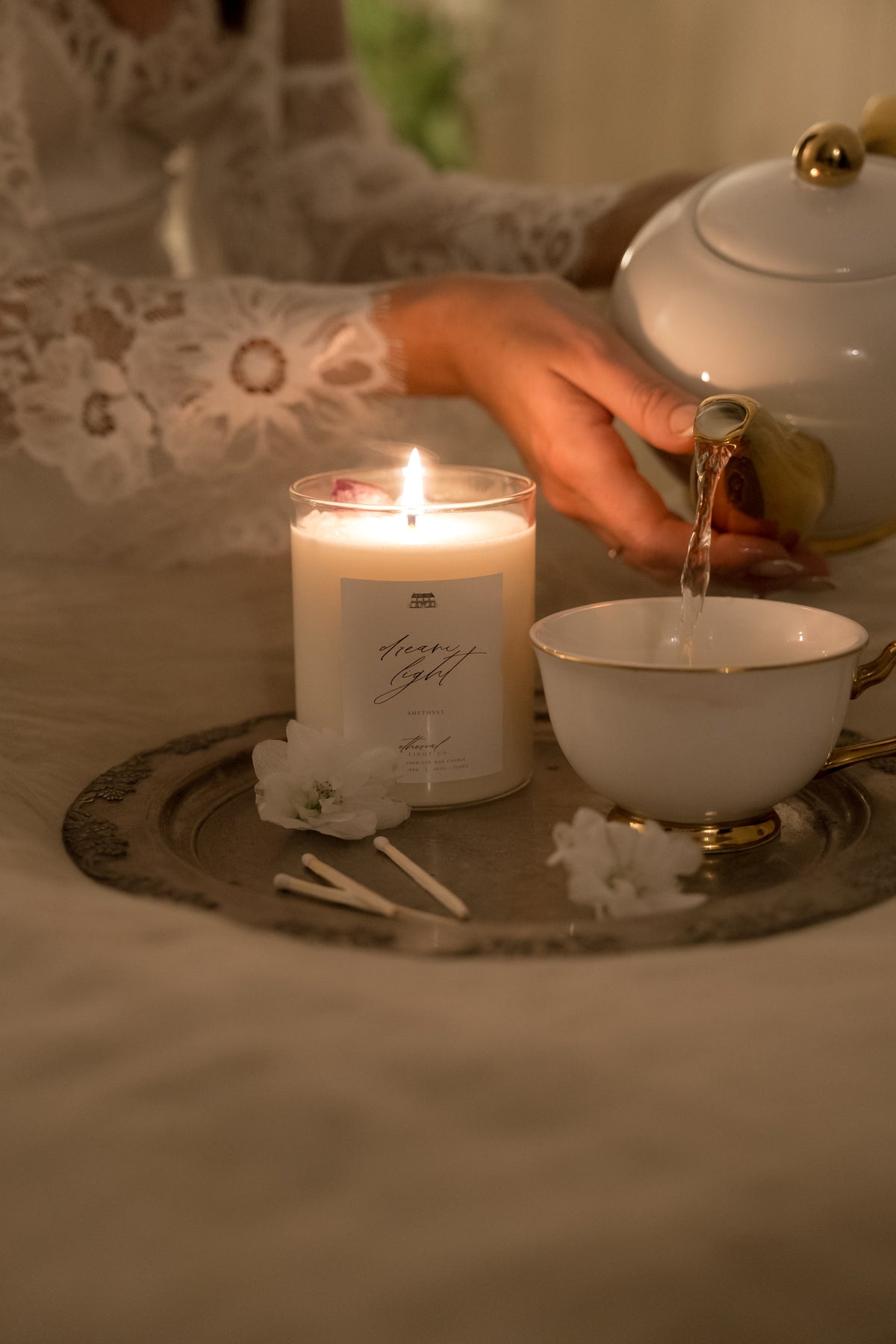 Dream Light   -   Amethyst   -   Lavender & Ylang Yang