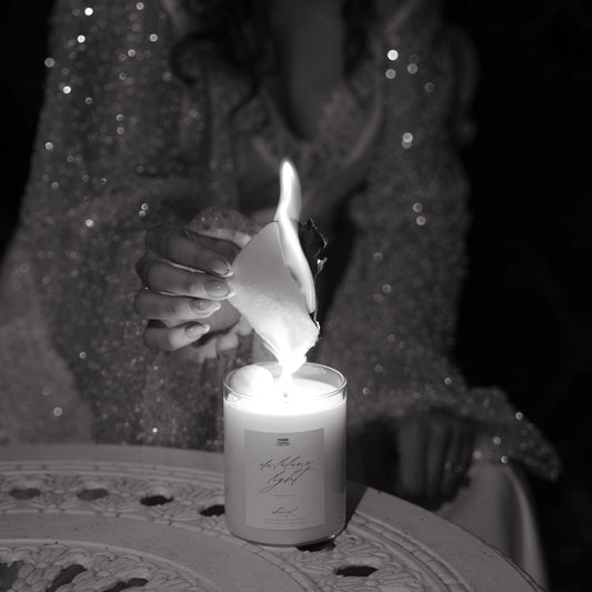 De La Lune Light   -   Moonstone   -   Bergamont & Patchouli