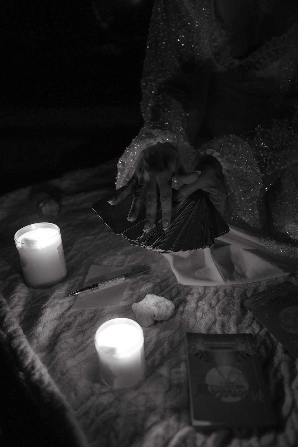 De La Lune Light   -   Moonstone   -   Bergamont & Patchouli